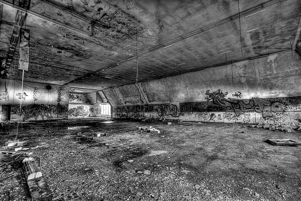 Alte Teigi Gümligen Bern hdr schwarz-weiss hdri urban exploration urbanexploration.ch urbanexp lost place lost places 2010 Alte Teigi Gümligen Bern hdr schwarz-weiss hdri urban exploration urbanexploration.ch urbanexp lost place lost places 2010